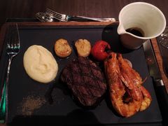-恰餐厅及酒吧 CHAR Bar & Grill (北京丽都皇冠假日店)