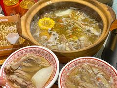 -三太子地摊烧烤·小龙虾(北蔡店)