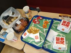 -汉堡王(下沙银泰店)