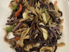 -小厨子私房菜·云南美食店