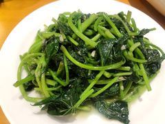 清炒地瓜叶-东就鸭饭店·古早海南菜(友谊南海城店)