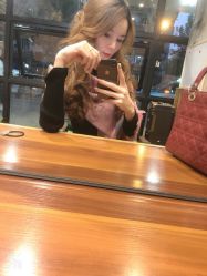 -PE SALON