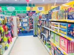店内环境-玩具反斗城(爱琴海购物公园店)