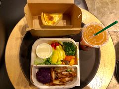 -星巴克(广州动漫星城东区店)