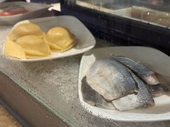 -大中华希尔顿酒店-念自助餐·嗨啤·小龙虾