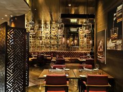 -恰餐厅及酒吧 CHAR Bar & Grill (北京丽都皇冠假日店)