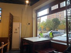 -嘉丰湘菜馆(芳群园店)
