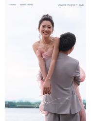 -雪中彩影婚纱摄影·微光艺术中心