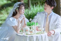 -至臻微拉婚纱摄影