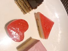 -唐拉雅秀酒店-西锦汇空中BBQ·思创餐厅