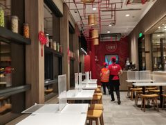 大堂-百事佳烧鸭牛腩(上海虹桥站店)