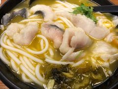 -鑫花溪牛肉米粉(凤凰街创始总店)