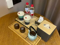 -西安大雁塔科技大学地铁站亚朵酒店