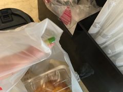 -85度C(生甜甜圈研究工坊·上海松江人民北路店)