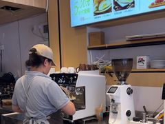 -丁丁&当当牦牛酸奶·酥油面包(官门口店)