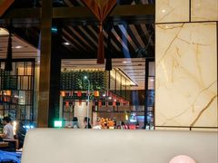 -广州万富希尔顿酒店·感趣自助餐厅·金秋蟹宴生蚝海鲜刺身