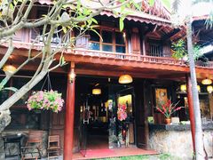 -Lam Vien Restaurant