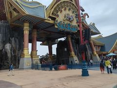 -七彩云南欢乐世界