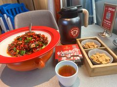 -有红鸡毛店·川菜(建设路店)