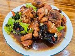 -美顺香食府鱼头老店(雪野湖店)
