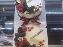 -花花卷卷·鲜食蛋糕(静安久光百货店)