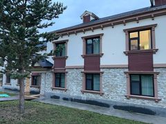 -喀纳斯鸿福生态度假酒店