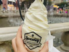 原味牛奶冰淇淋-Sweeney冰淇淋