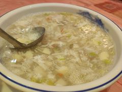 -谊荣海鲜大牌档(石湖店)