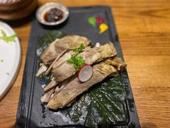 手抓羊排-敏珠拉姆藏餐·南京厨房(富春江东街店)