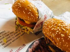 -The Habit Burger Grill 哈比特汉堡(复兴soho店)