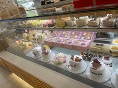 -焙丽拾光(麦凯乐直营店)