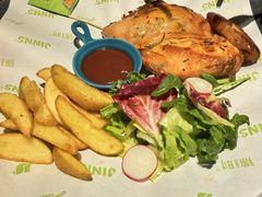 -JINNS锦时 steak&pizza(浸信会礼拜堂旧址店)