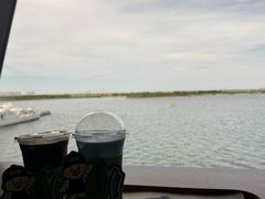 -抱抱地球咖啡馆(国家海洋博物馆店)
