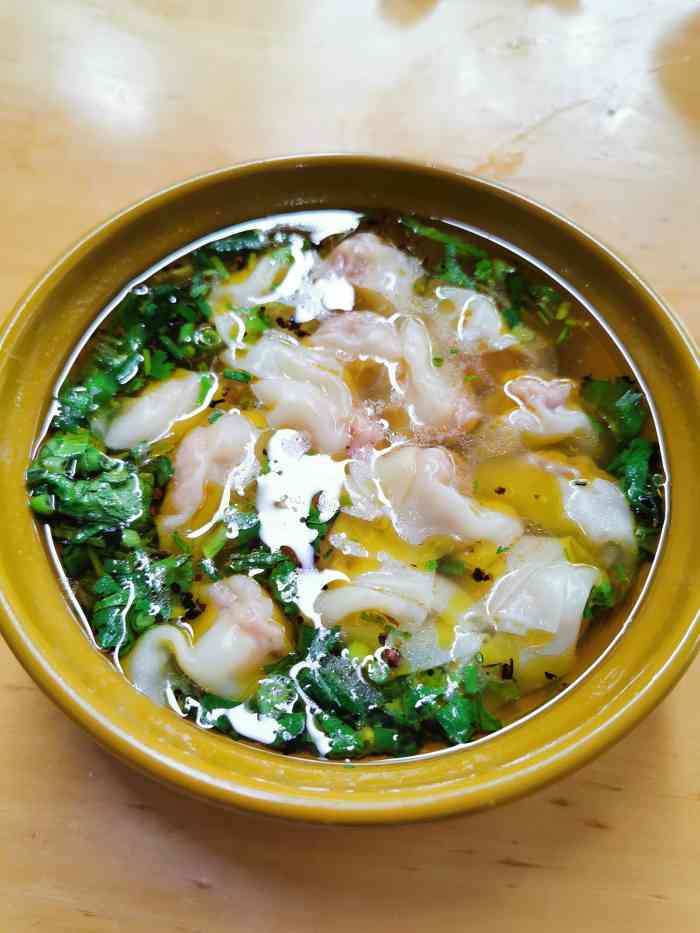 老亲娘牛肉包面-"满口香山胡椒有些人肯定吃不来但是我.