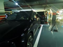 -明天广场JW万豪酒店·停车场