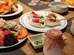-咖啡苑自助餐厅·中国大饭店