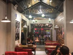 大堂-愉肴麻辣香锅(中山路店)