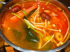 西红柿-独食火锅·半米屋台(直营总店)