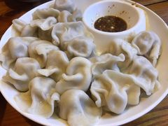 -闯关东东北农家菜(崂山石老人店)
