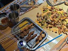 -马路牙子烧烤音乐酒馆(望京店)