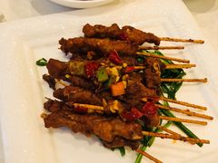 -鑫皇朝酒店(建设一路店)