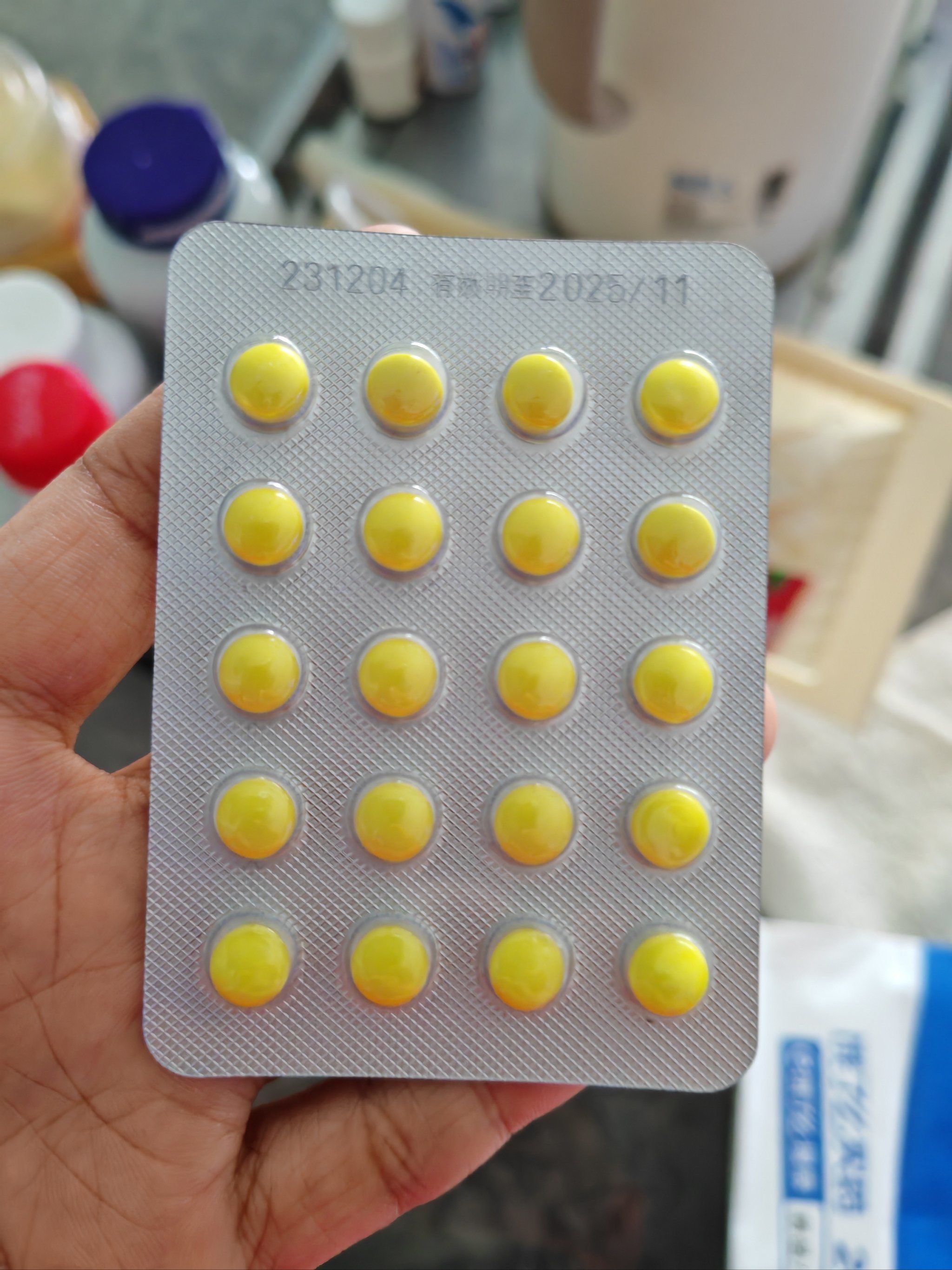 谁说现在药店买不到感冒通了