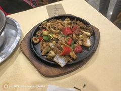 -标记美食新鲜猪杂(兴南大道店)