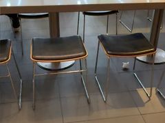 -麦当劳(桃仙机场到达层店)