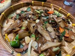 -云海肴·汽锅鸡·云南菜(美罗城店)