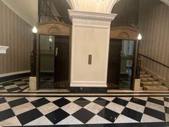 -Salon de Ville浦江汇(上海外滩华尔道夫酒店店)