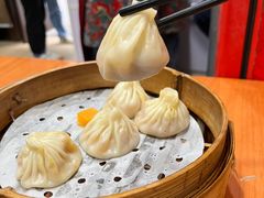 -莱莱小笼·乔艾