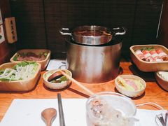 -独食火锅·半米屋台(直营总店)