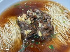 -老西白点心店