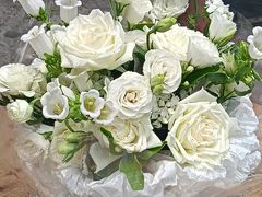 -亭亭鲜花店(中山北路店)